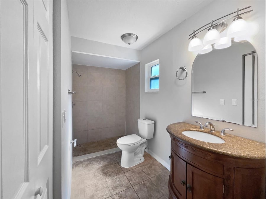 Building Photo - 831 Haulover Dr