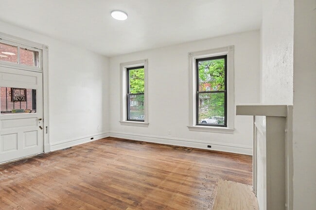 Building Photo - 4416 S Grand Blvd