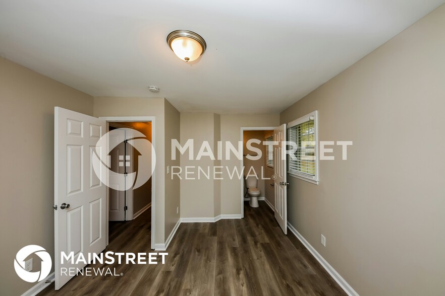 Building Photo - 3405 Ridgecrest Dr