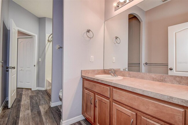 Building Photo - 1820 Mira Lago Cir