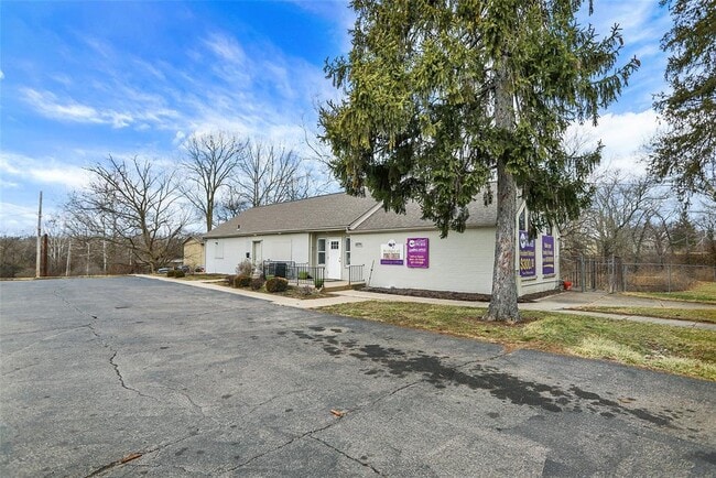 Building Photo - 3771 Cornell Dr