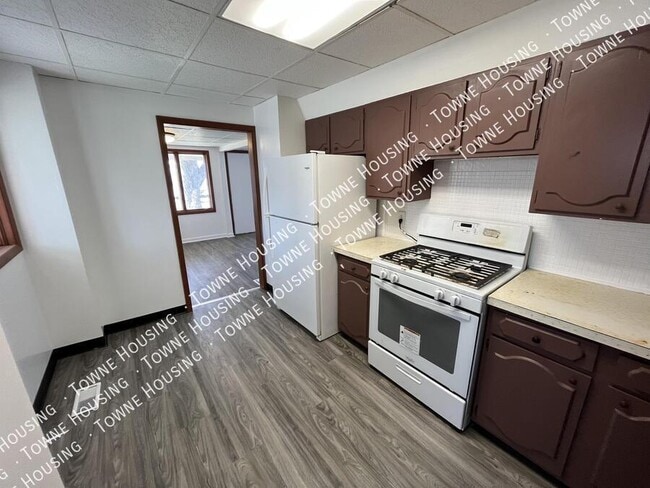 Building Photo - 340 Park Ave