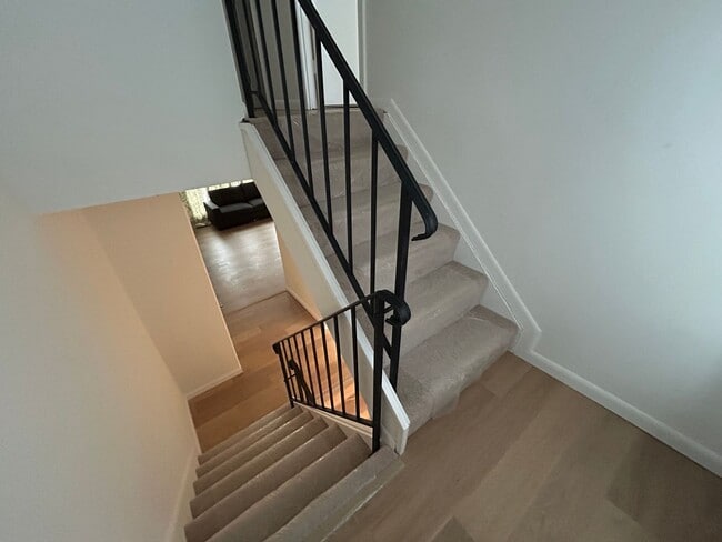 Building Photo - 216 Whitherspoon Ln