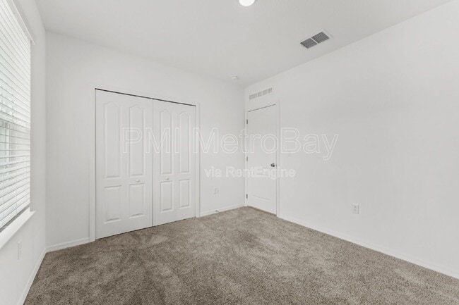 Building Photo - 4081 Calendula Dr