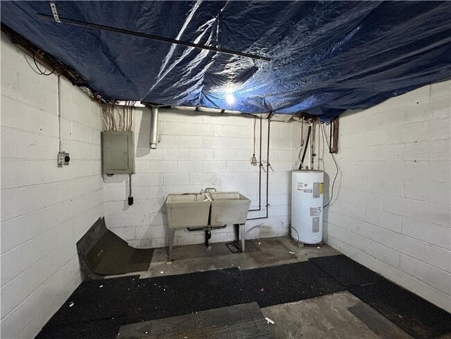 Building Photo - 98 View St