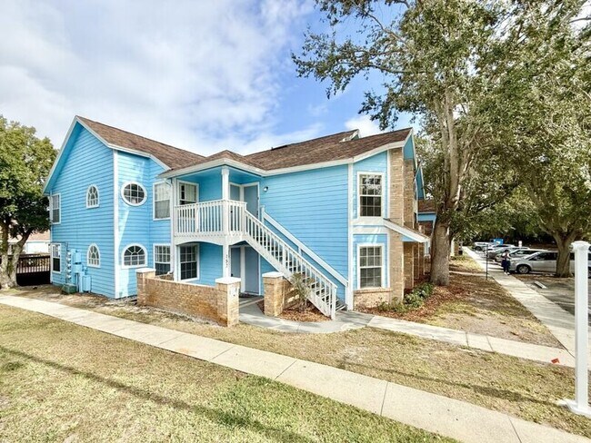 Building Photo - 2723 N Poinciana Blvd