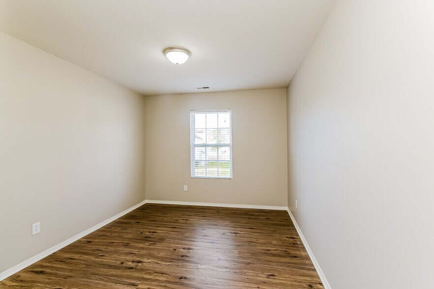 Building Photo - 4387 Joseph Samuels Dr