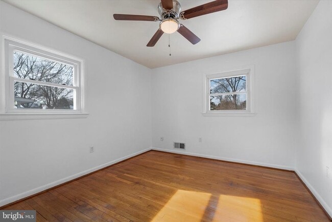 Building Photo - 9012 Vernon View Dr