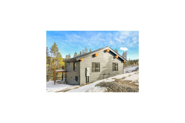 Building Photo - New Construction! Great Views! Deck! 20 mi...