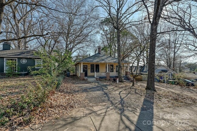 Building Photo - 1506 Nassau Blvd