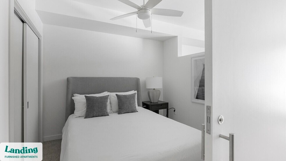 Primary Photo - 707 S Farmer Ave