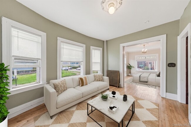 Building Photo - 22 Overlook Pl