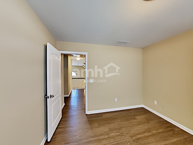 Building Photo - 1298 Tumblerock Ct