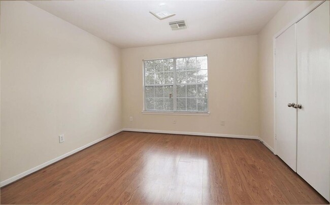 Building Photo - 1431 Penny Royal Ct