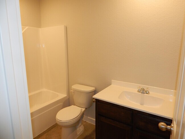 Building Photo - 1415 Shoshoni Trail