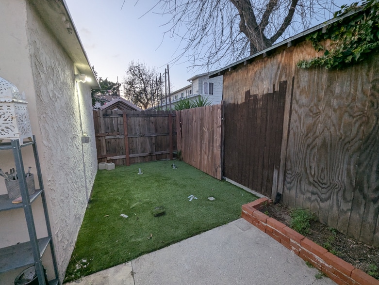 Building Photo - 7500 Yarmouth Ave