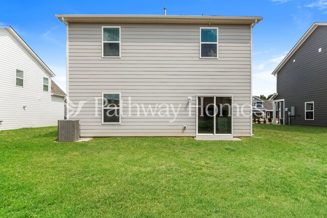 Building Photo - 3510 Quintana Dr