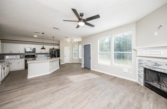 Building Photo - 14011 Cypress Falls Dr