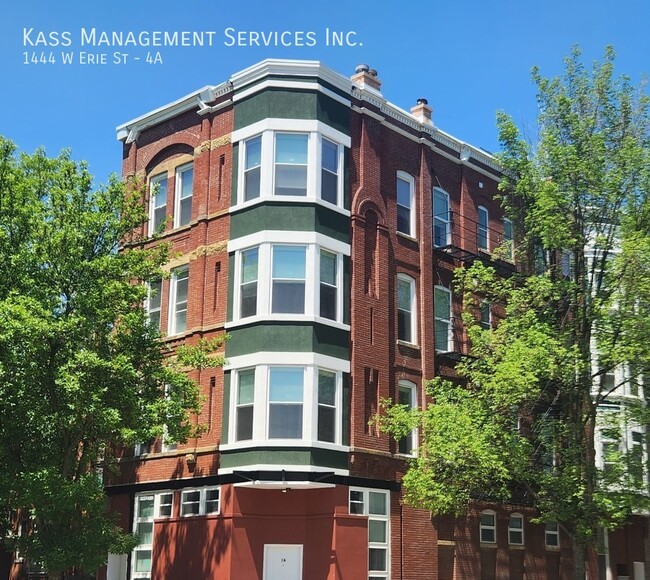 Building Photo - 1444 W Erie St