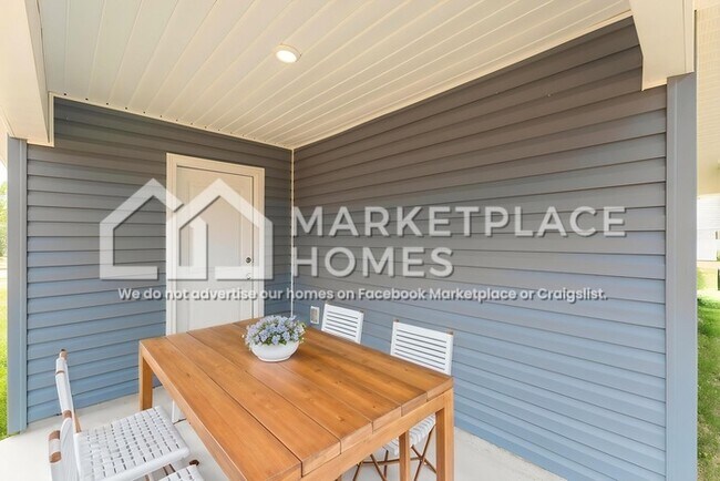 Building Photo - 165 Olde Hearth Rd