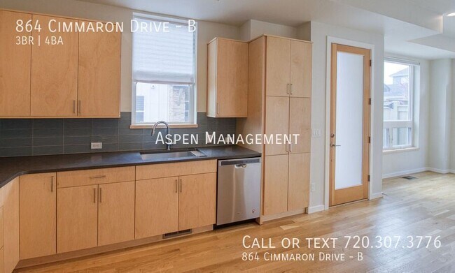 Building Photo - 864 Cimmaron Drive-B