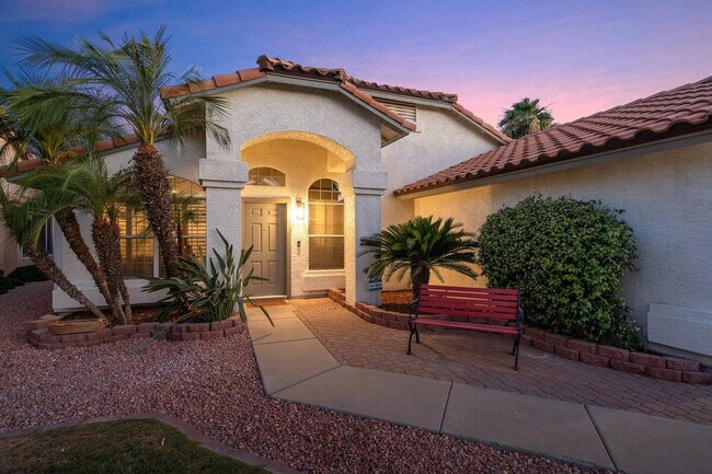 Building Photo - 3437 E Tonto Ln