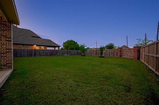 Building Photo - 12311 Kinmundy Ln