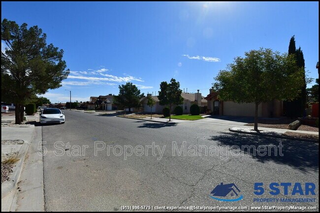 Building Photo - 12257 Robert Dahl Dr