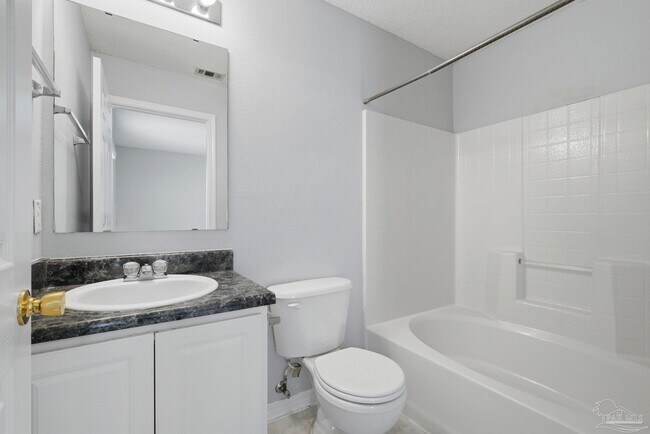 Building Photo - 1076 Antigua Cir