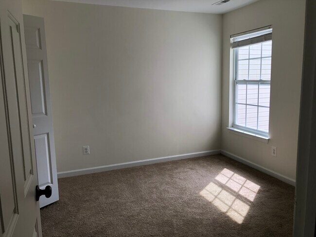 Building Photo - 4875 Atlas Cedar Way