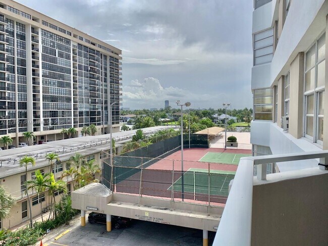 Building Photo - 1985 S Ocean Dr