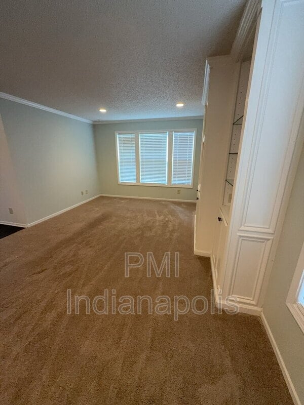 Building Photo - 12120 E 141st St