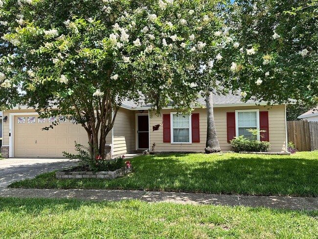 Primary Photo - Beautiful home on Bridgecreek Dr in Argyle...