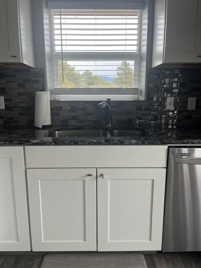 Building Photo - 49 A Spanish Peaks Rd