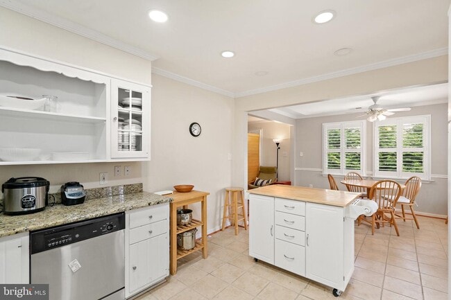 Building Photo - 3146 Headrow Ln