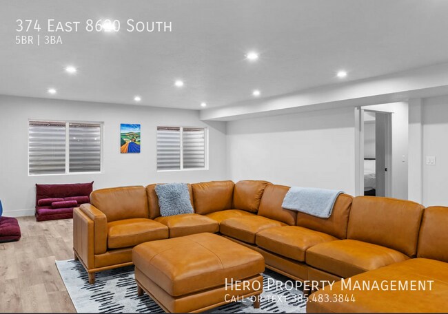 Building Photo - 374 8620 S