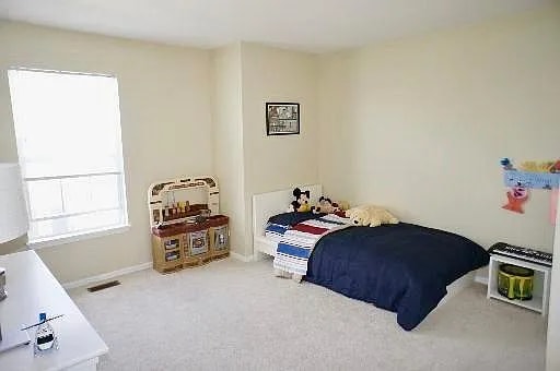 Building Photo - 576 Declaration Ln