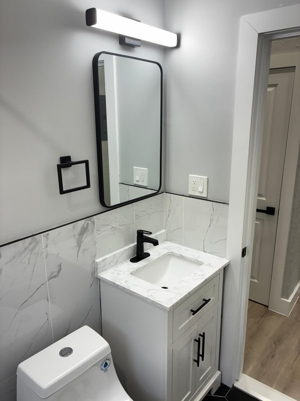 Building Photo - 2738 Riverside Ave