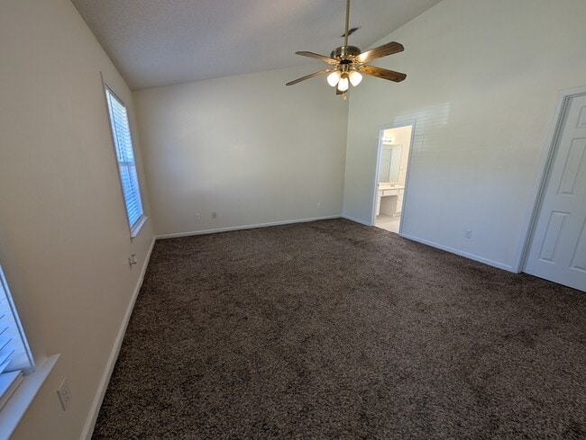 Building Photo - 192 Sugar Plum Dr