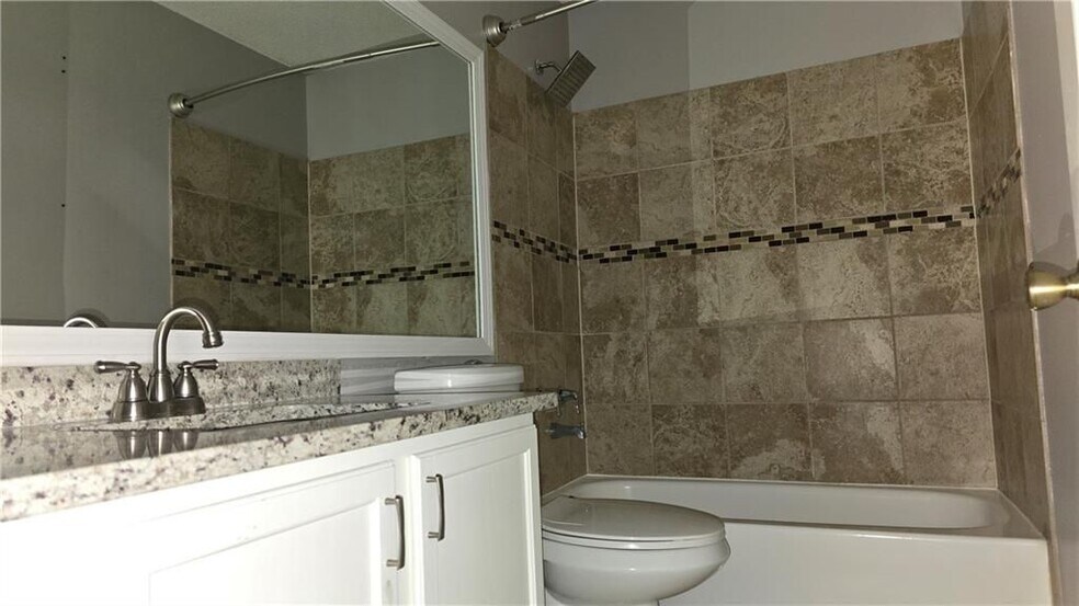 Building Photo - 1313 Red Deer Way