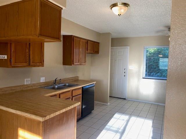 Building Photo - 5630 Brookview Ct