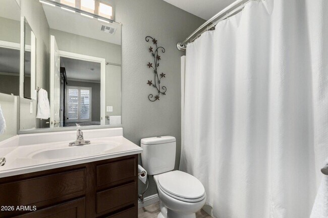 Building Photo - 1014 E Milada Dr