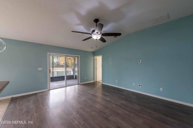 Building Photo - 4667 Pine Lake Dr