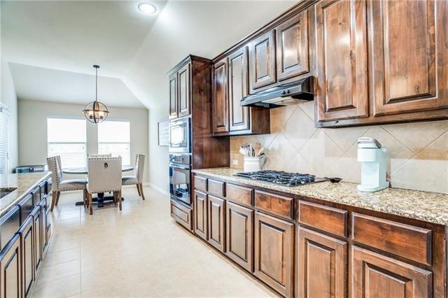 Building Photo - 1009 Kerrville Way