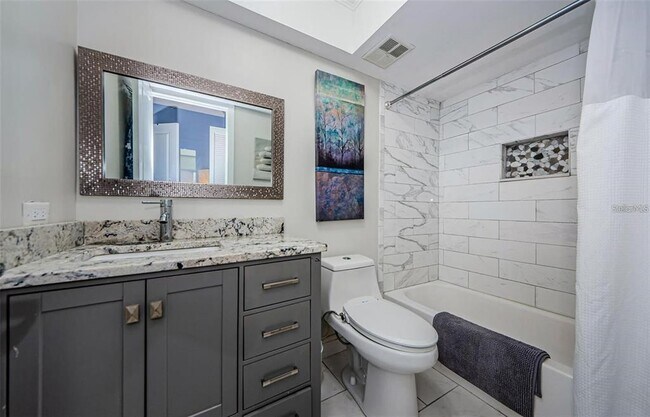 Building Photo - 2739 Sherbrooke Ln