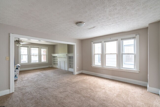 Primary Photo - 1474 N 5th St