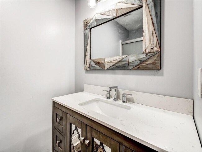 Building Photo - 3840 Forsythia Way
