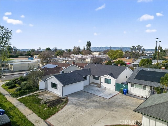 Building Photo - 15753 Cohasset St