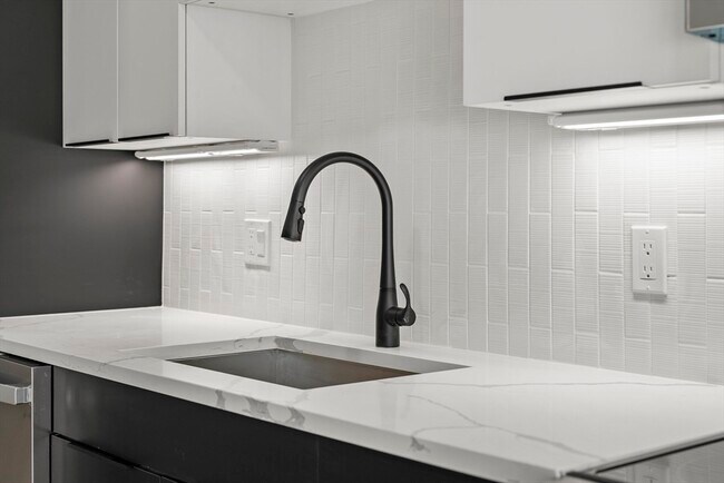 Building Photo - 24-28 Mt Pleasant St