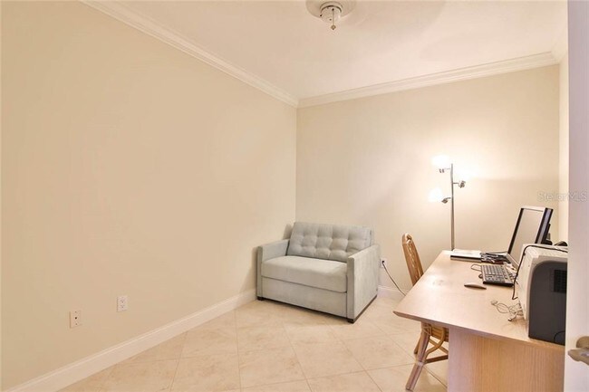 Building Photo - 1800 Benjamin Franklin Dr